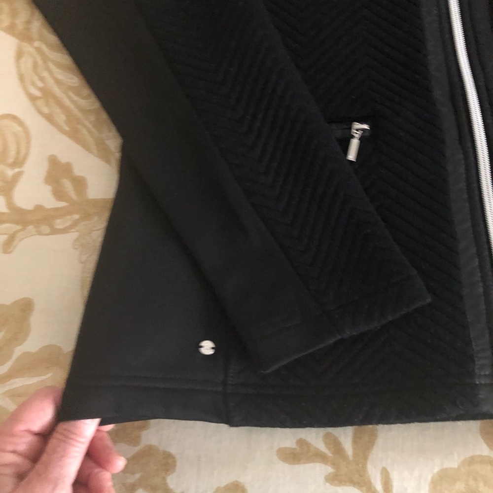Lutha Jacket - Picture 6 of 15
